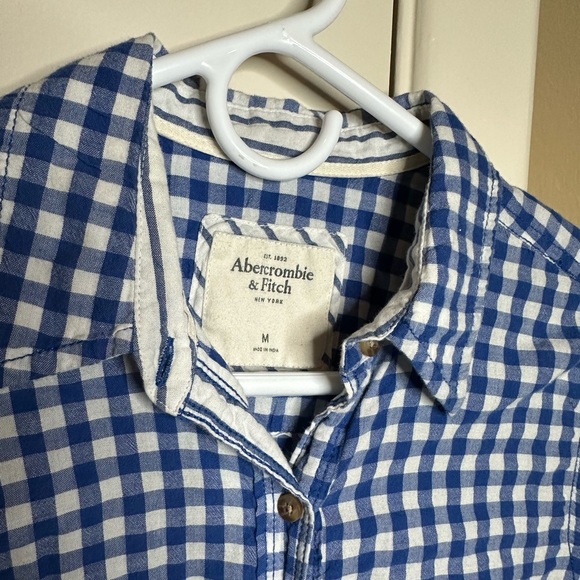 Women’s Abercrombie & Fitch Checkered Button Down Shirt - Size M - Picture 4 of 7